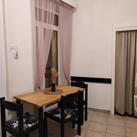 Riva 1 Appartamento Komiža
